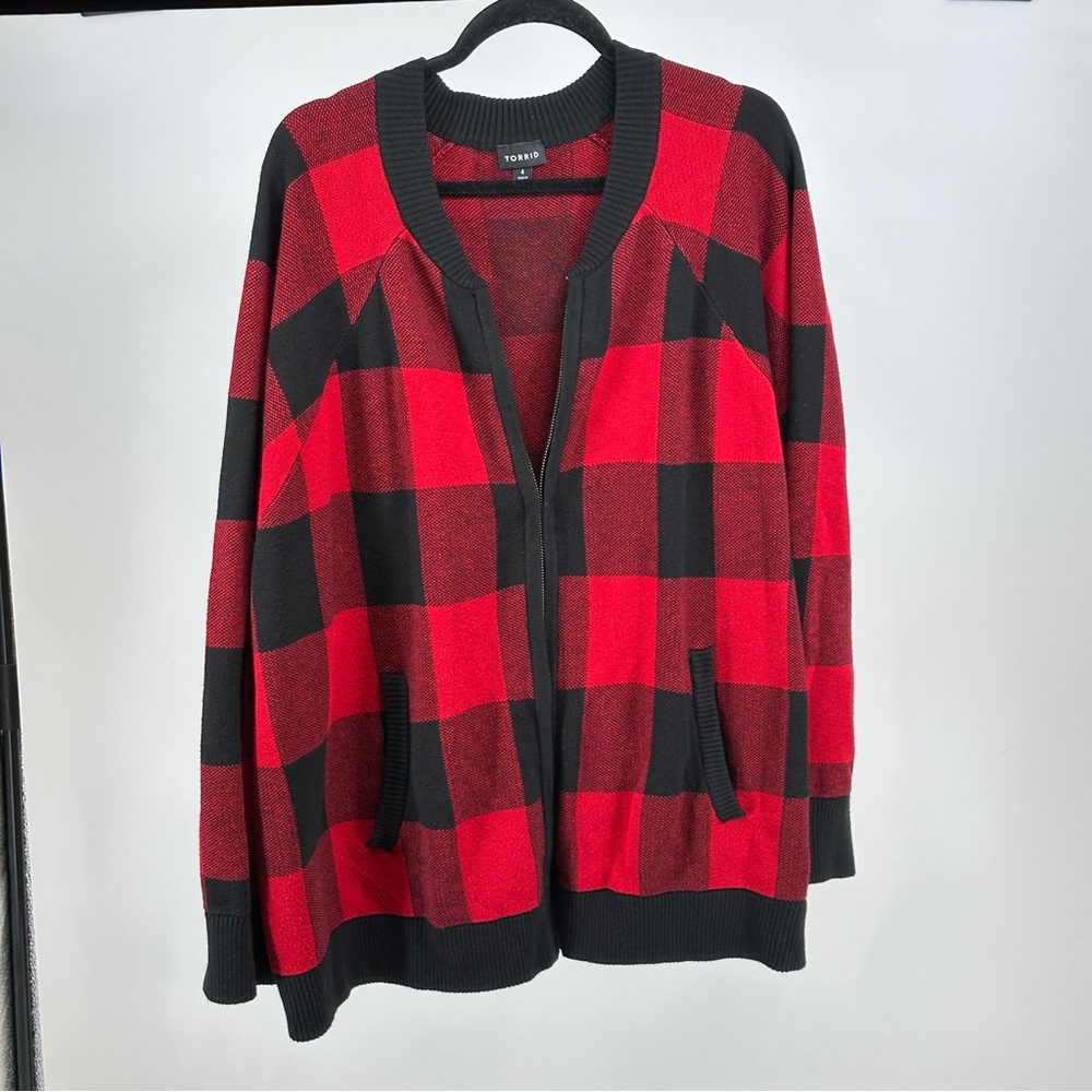 Torrid Red and Black‎ Buffalo Plaid 4X Knit Sweater Cardigan